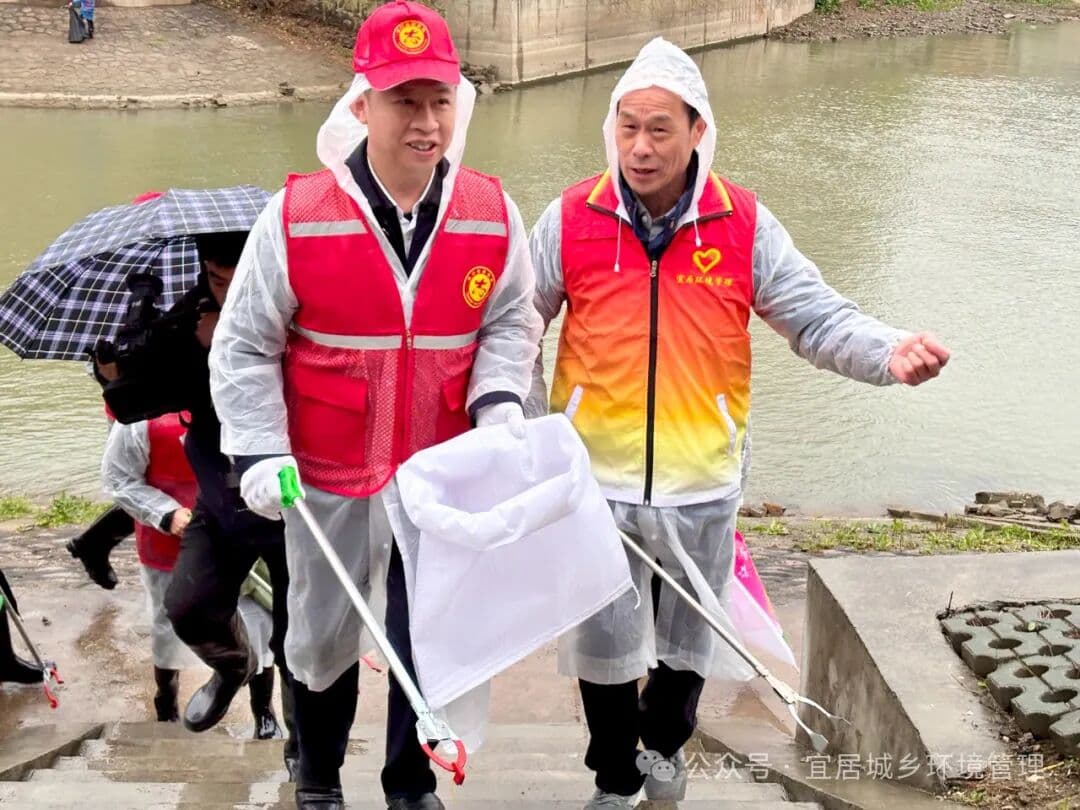 公司助力“清潔天門”活動，推進全域人居環境整治，共建共享美好家園